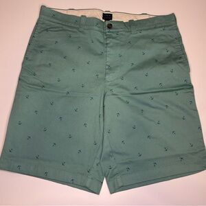 J. Crew Men’s Green 9” Shorts with Blue Anchor Pattern Size 33 Nautical